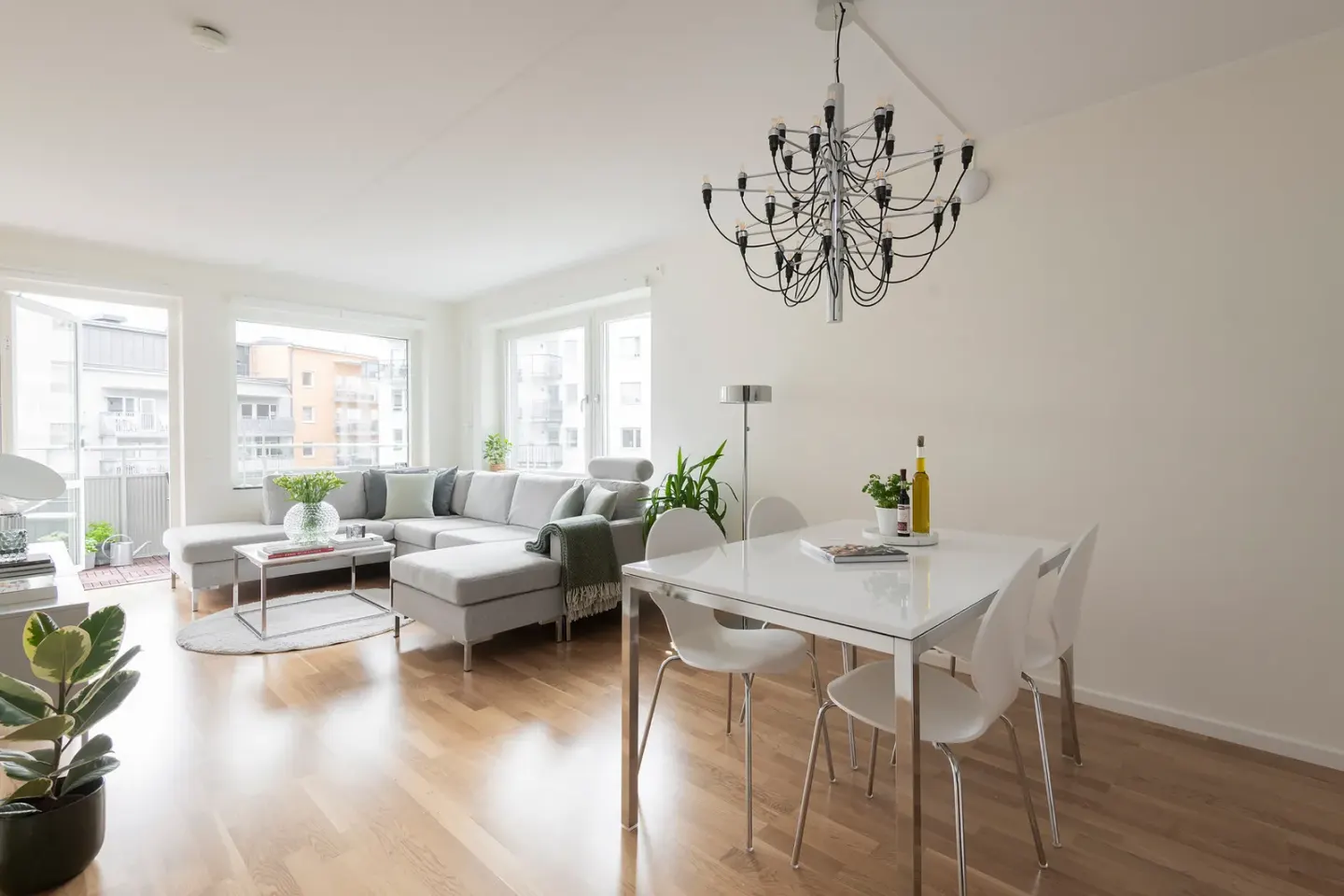Bostadsrätt med 2 rum på Förrådsvägen 18 i Huddinge