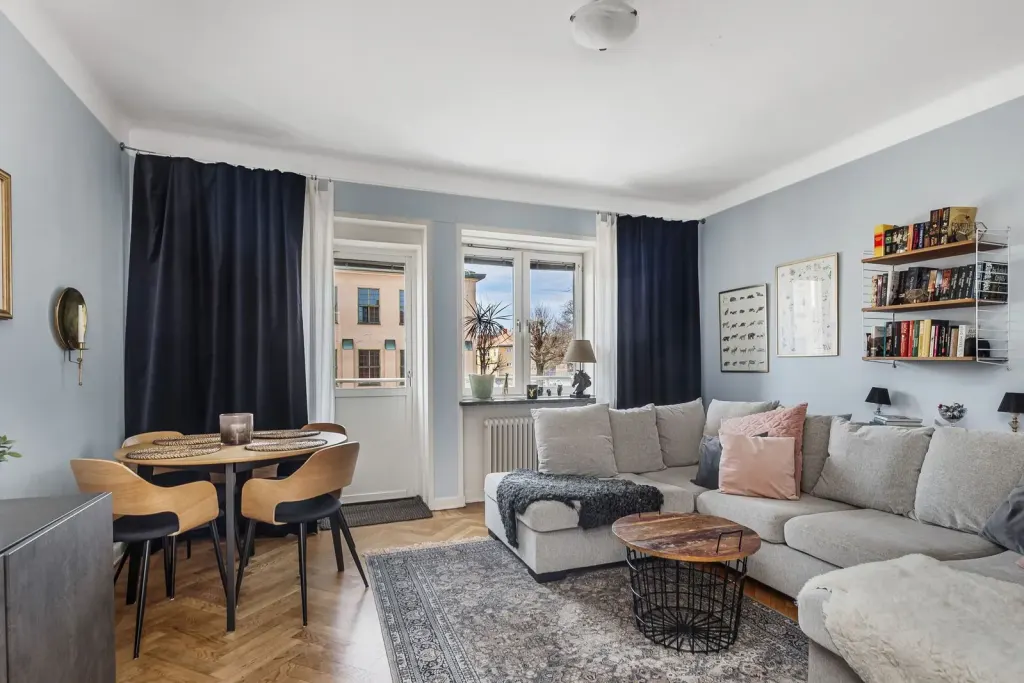 Bostadsrätt med 2 rum på Kristinavägen 10A i Strängnäs, bild 2 av 4