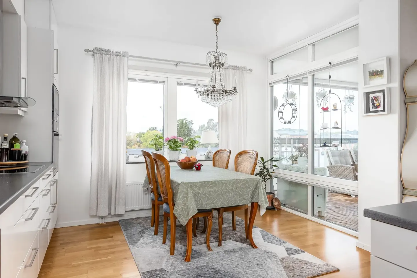 Bostadsrätt med 3 rum på Rotegatan 4 i Linköping, bild 3 av 4