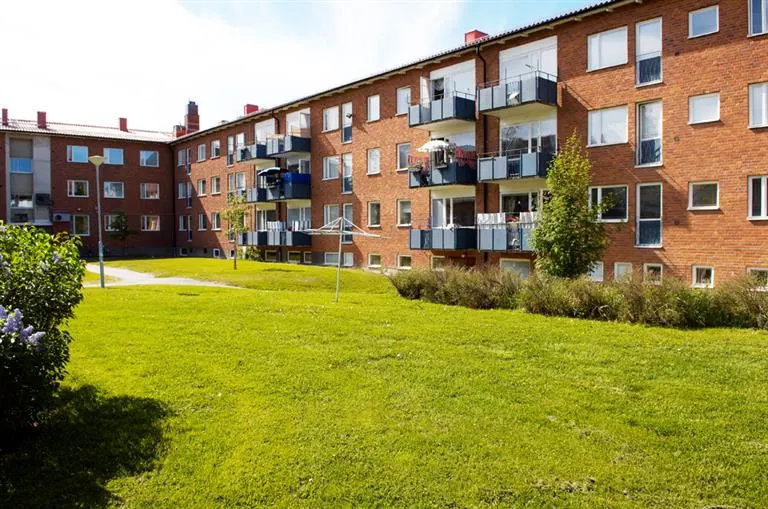 Hyresrätt med 2 rum på Bäckstigen 2 i Ovanåker