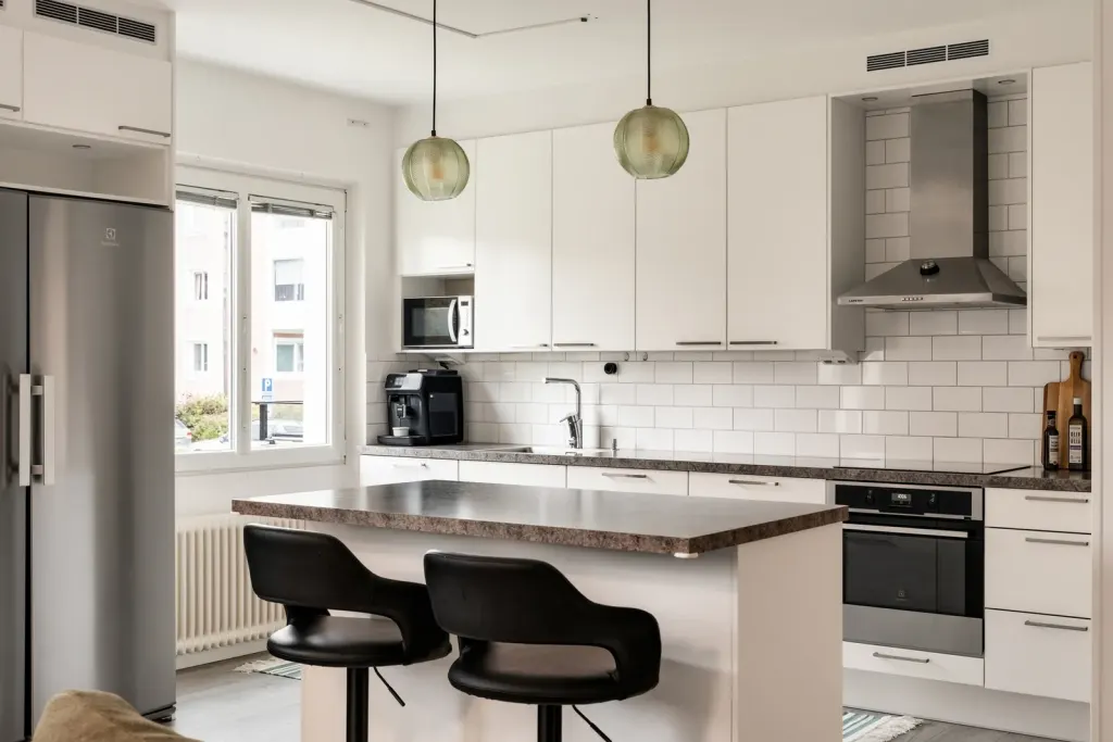 Bostadsrätt med 4 rum på Ahlbergers väg 13A i Nyköping, bild 2 av 4