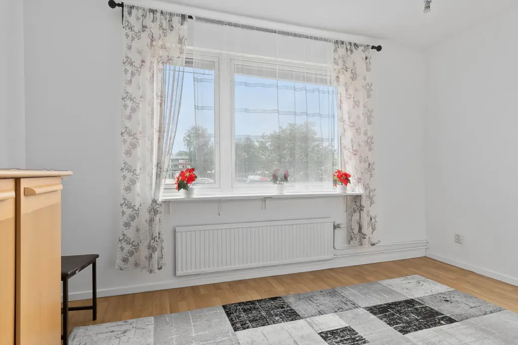 Bostadsrätt med 4 rum på Bergkullevägen 227 i Trollhättan, bild 4 av 4