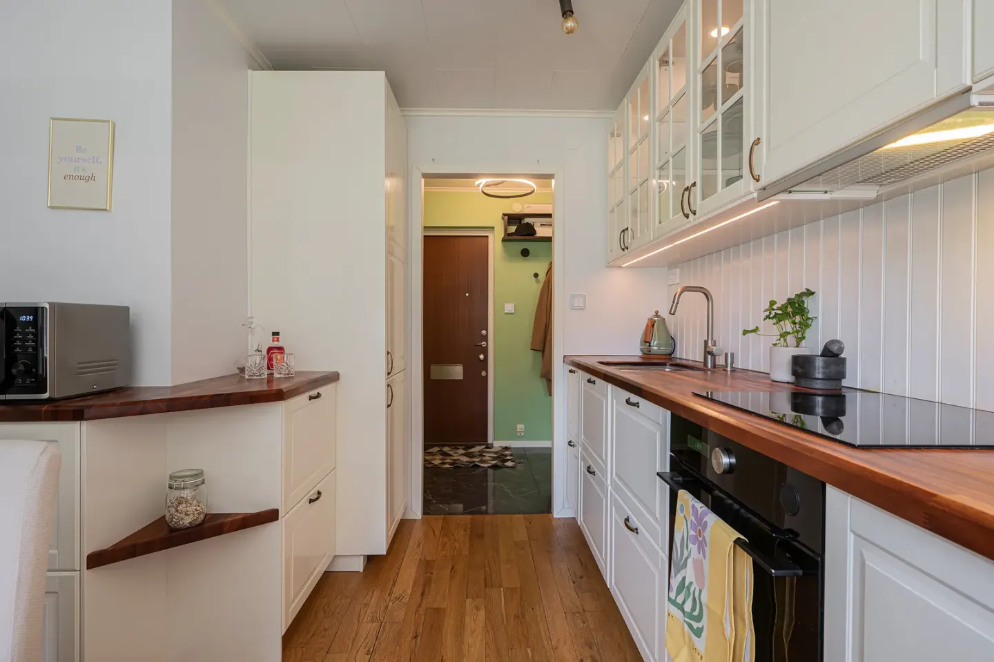 Bostadsrätt med 2 rum på Hörningsnäsvägen 30 i Huddinge, bild 3 av 4