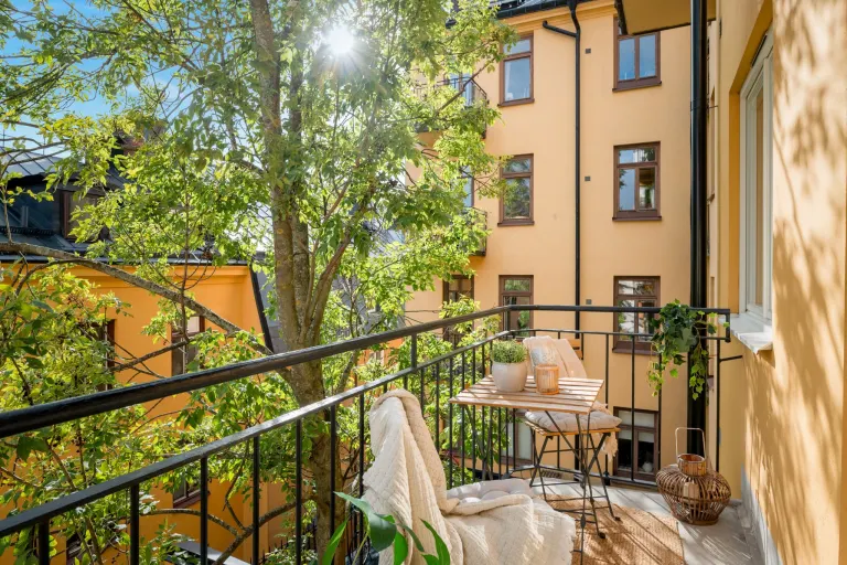 Bostadsrätt med 2 rum på Tavastgatan 27 i Stockholm, bild 2 av 5