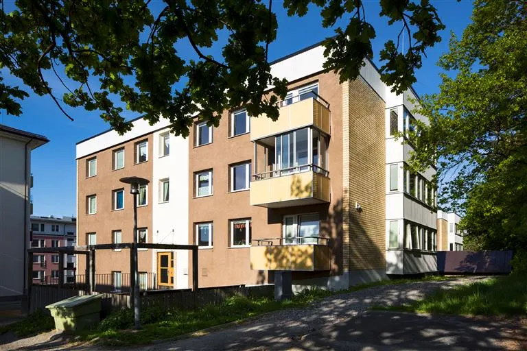 Hyresrätt med 3 rum på Bergavägen 3 i Österåker, bild 2 av 2