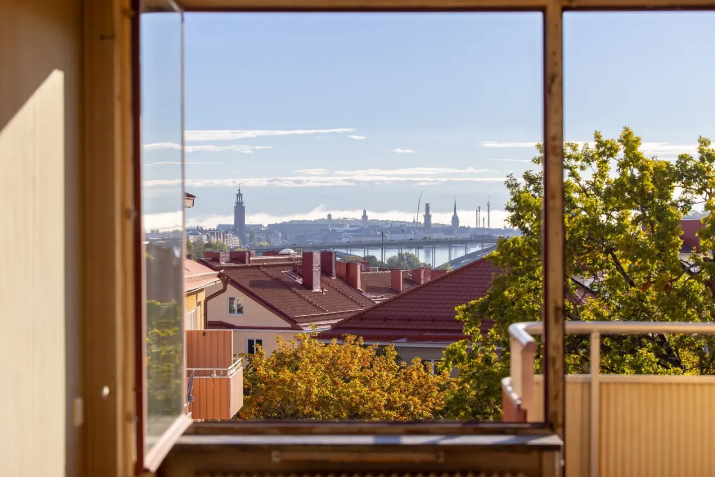 Bostadsrätt med 2 rum på Essinge Brogata 19 i Stockholm, bild 2 av 4