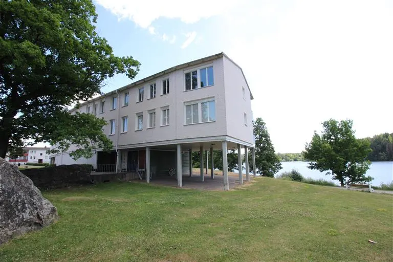 Hyresrätt med 3 rum på Salstagatan 17 C i Flen, bild 4 av 5