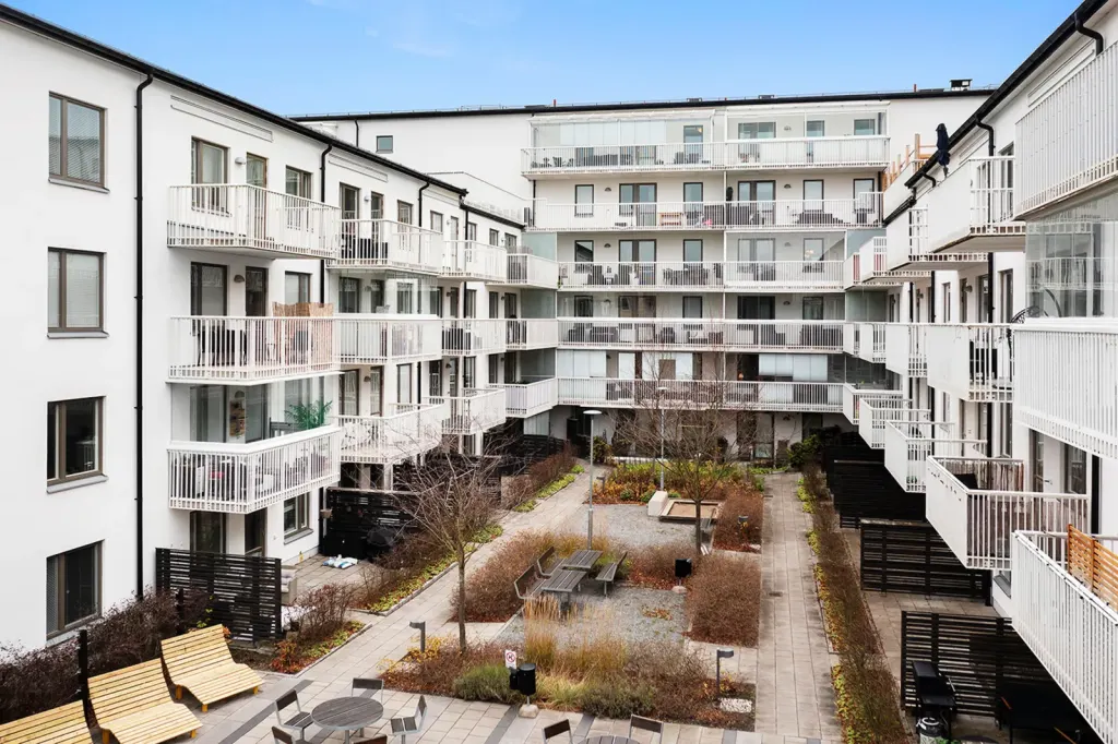Bostadsrätt med 2 rum på Hättkvarnsgatan 7 i Järfälla, bild 2 av 3
