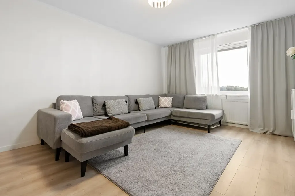 Bostadsrätt med 2 rum på Vasavägen 85 i Järfälla, bild 3 av 4