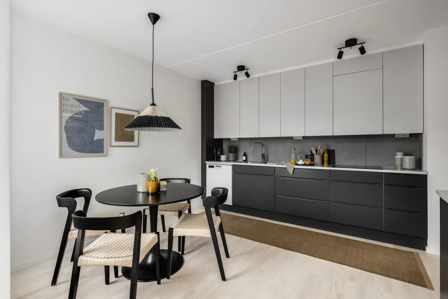 Bostadsrätt med 4 rum på Väverigatan 5 i Linköping, bild 2 av 4