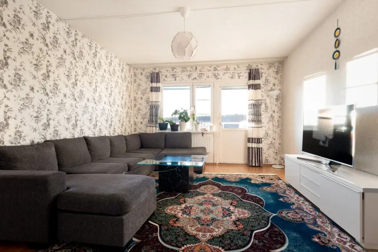 Bostadsrätt med 3 rum på Linvägen 13 i Botkyrka, bild 3 av 5