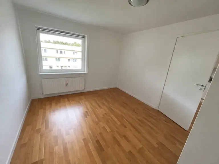 Hyresrätt med 2 rum på Lantmannavägen 39 i Trollhättan, bild 5 av 5