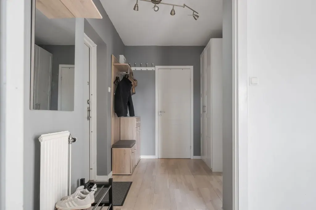 Bostadsrätt med 4 rum på Källgatan 21B i Flen, bild 2 av 4