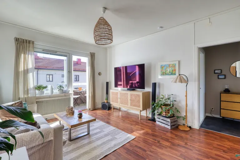 Bostadsrätt med 2 rum på Gullrisgatan 5D i Göteborg, bild 3 av 4
