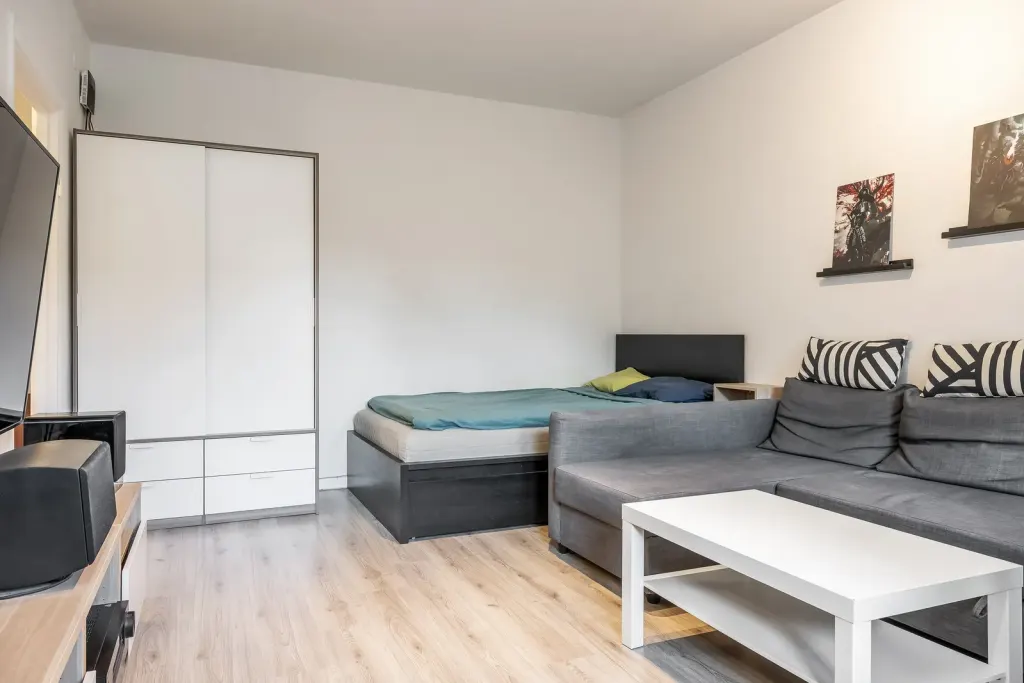Bostadsrätt med 1 rum på Taborsbergsvägen 15A i Norrköping, bild 2 av 4