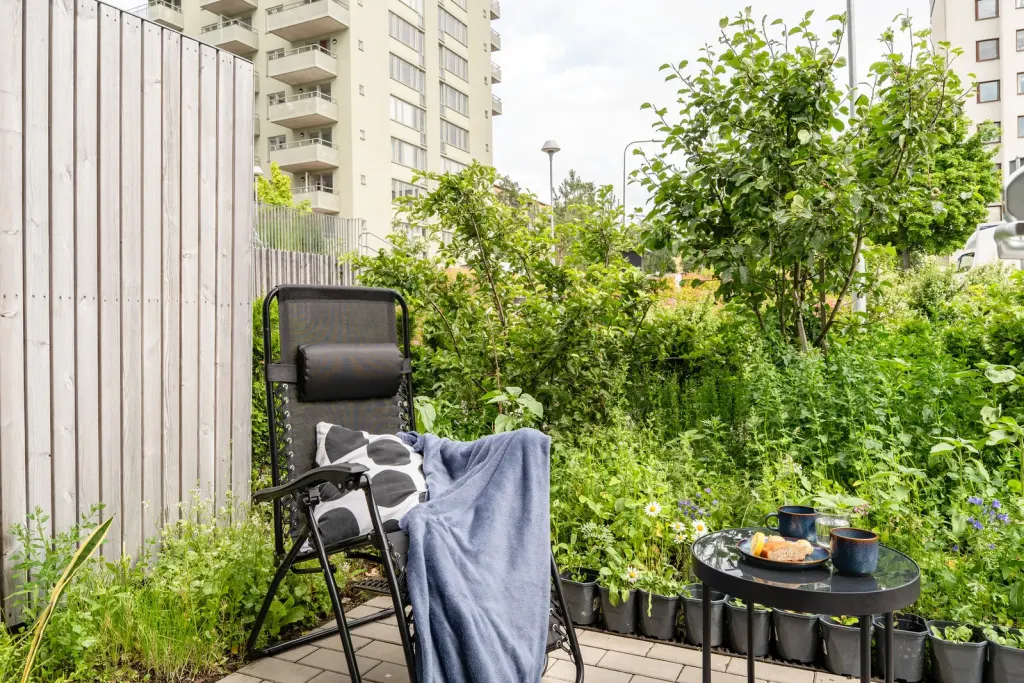 Bostadsrätt med 2 rum på Ålgrytevägen 122 i Stockholm, bild 3 av 4