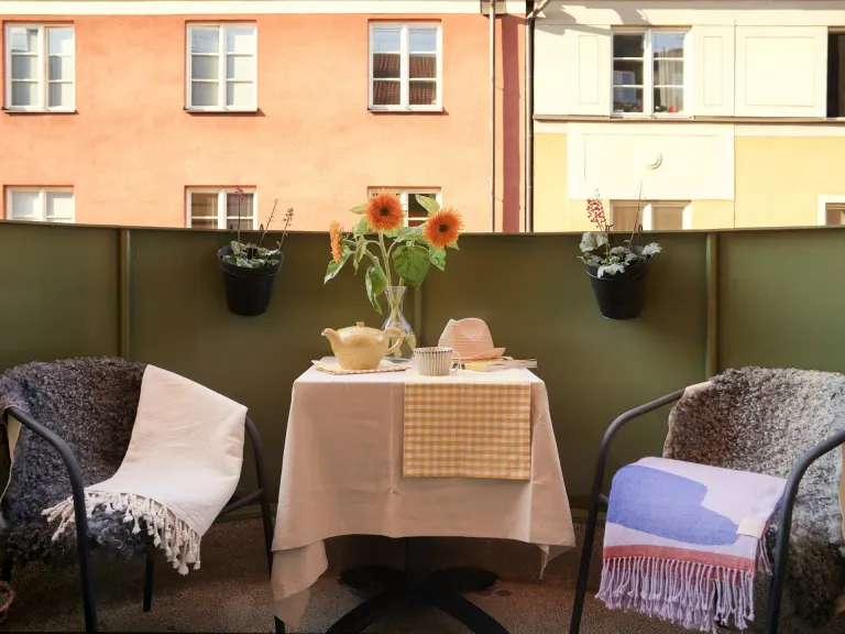 Bostadsrätt med 2 rum på Beckbrännarbacken 1 i Stockholm, bild 2 av 5