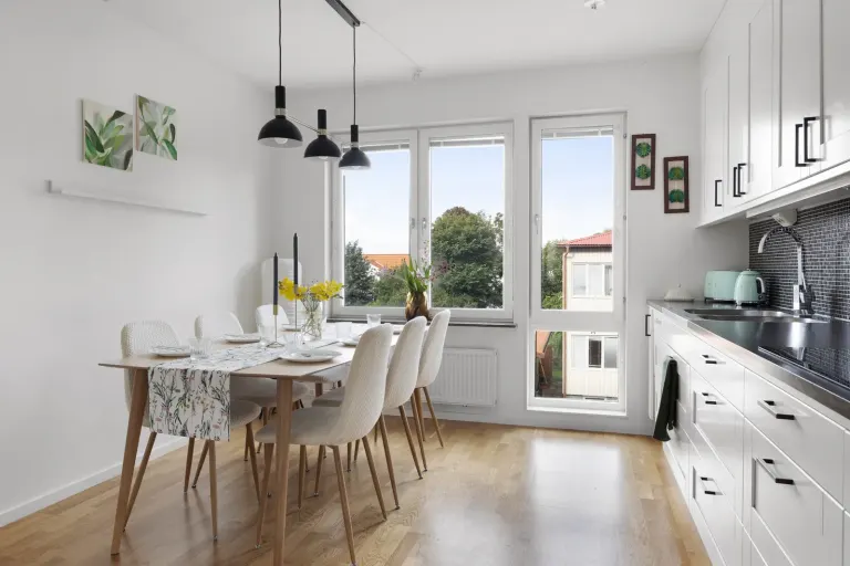 Bostadsrätt med 4 rum på Tegelvägen 1B i Upplands Väsby, bild 4 av 4