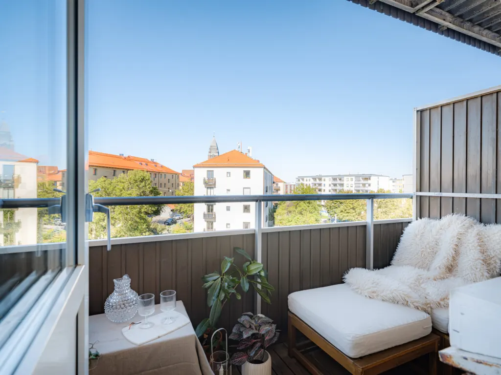 Bostadsrätt med 2 rum på Hjorthagsgatan 10D i Göteborg, bild 3 av 5