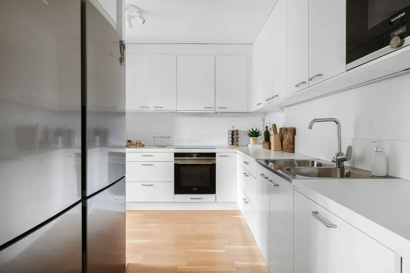Bostadsrätt med 3 rum på Karlslundsvägen 30 i Järfälla, bild 4 av 4