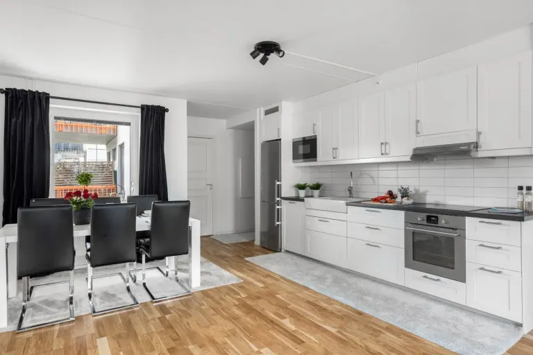 Bostadsrätt med 3 rum på Parkvägen 5 i Järfälla, bild 4 av 4