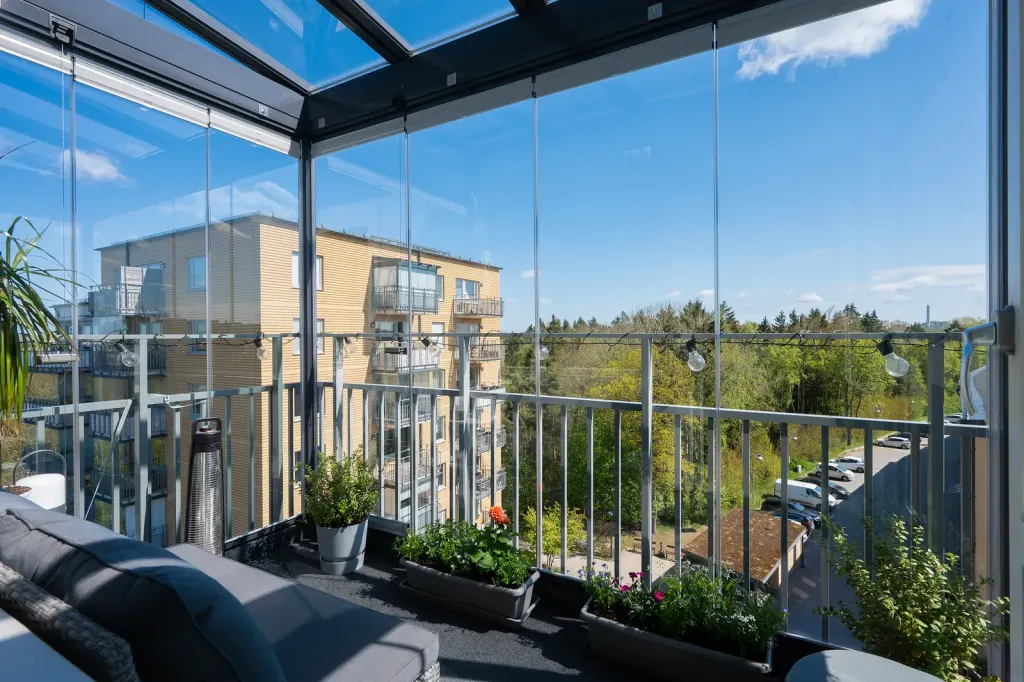Bostadsrätt med 4 rum på Hallsbergsgatan 22 i Stockholm, bild 3 av 4