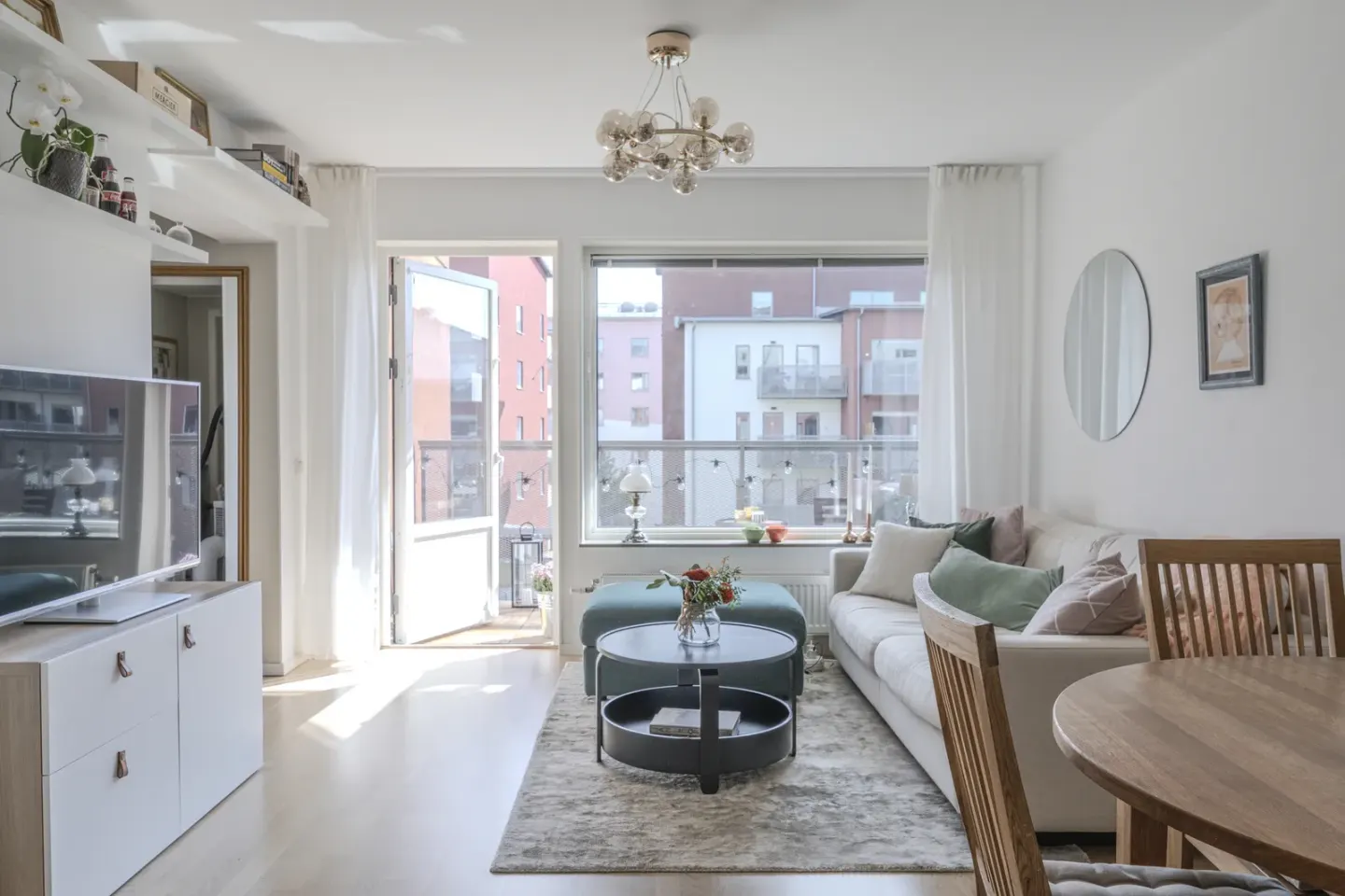 Bostadsrätt med 2 rum på Wilhelm Kåges gata 3 i Värmdö, bild 2 av 4