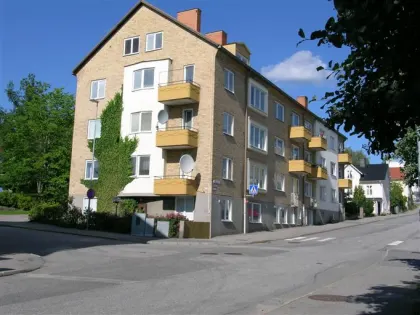 Hyresrätt med 3 rum på Villagatan 10 A i Flen, bild 2 av 2