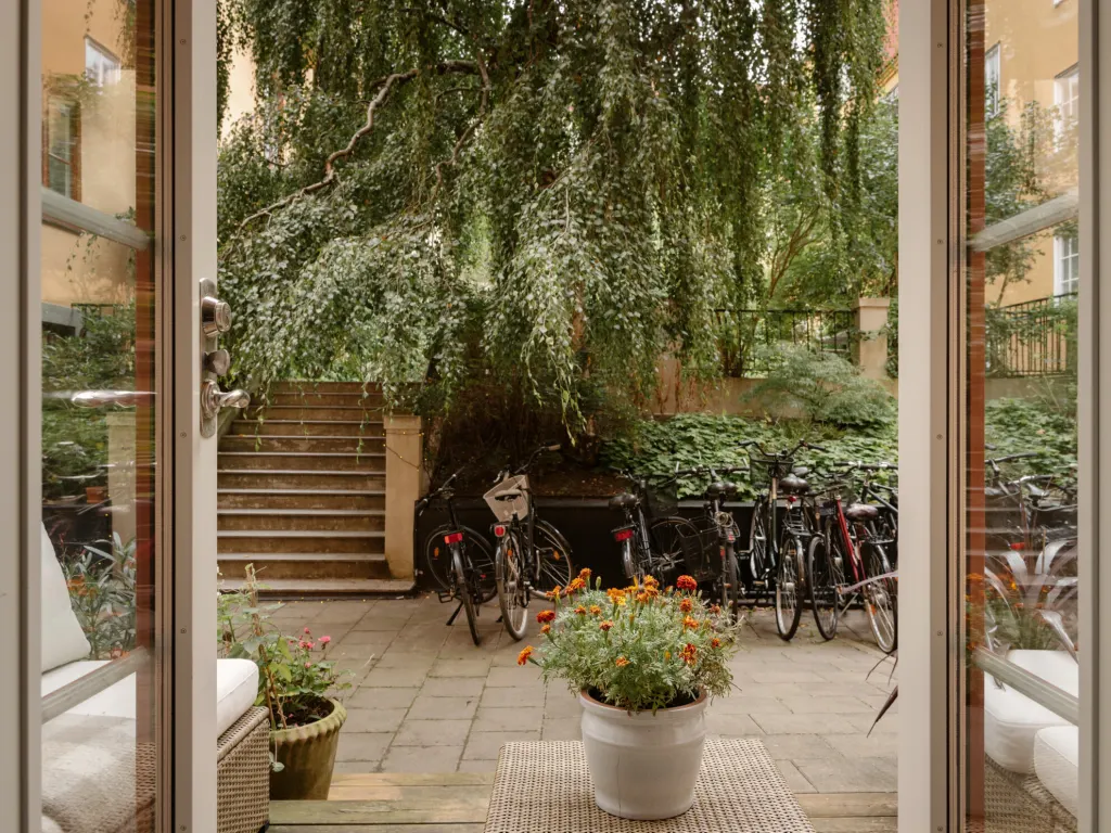 Bostadsrätt med 1 rum på Heleneborgsgatan 9A i Stockholm, bild 2 av 5