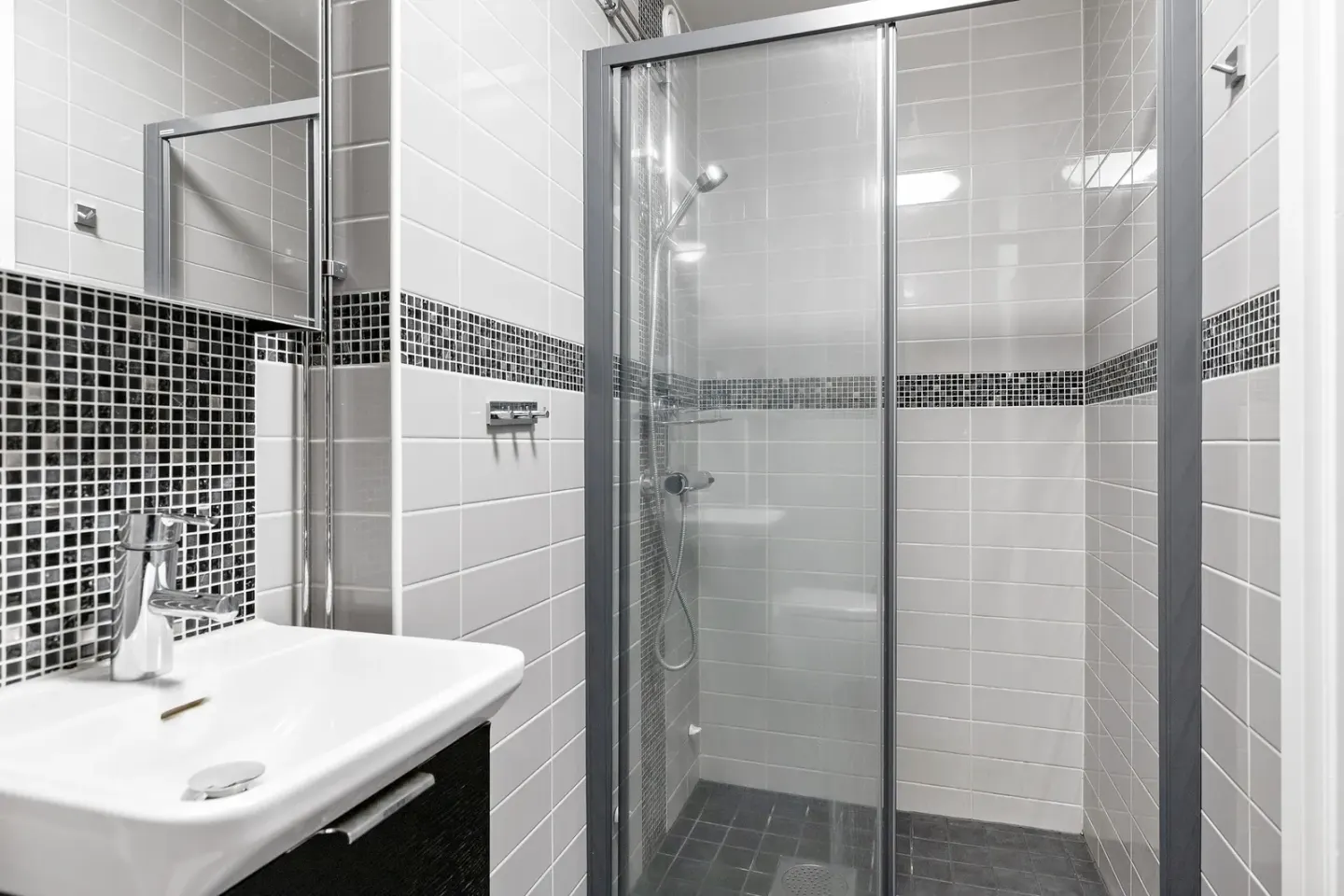 Bostadsrätt med 4 rum på Rubingatan 26 i Göteborg, bild 4 av 4