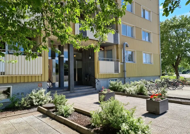 Hyresrätt med 1 rum på Okstigen 8 i Södertälje, bild 5 av 5