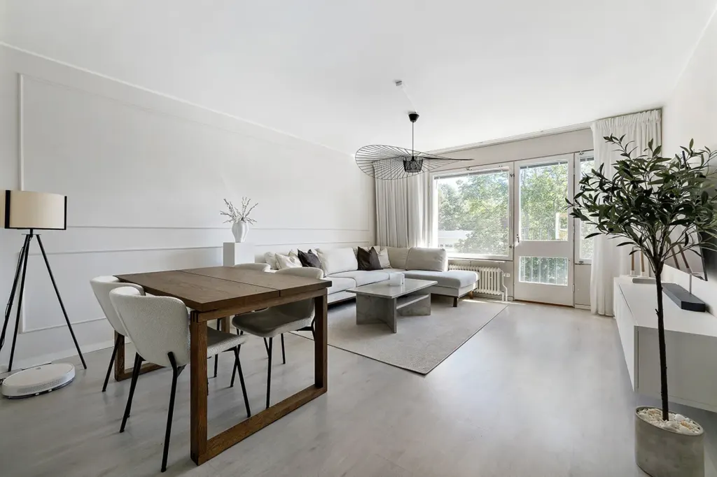 Bostadsrätt med 3 rum på Trollvägen 5 i Järfälla, bild 2 av 4