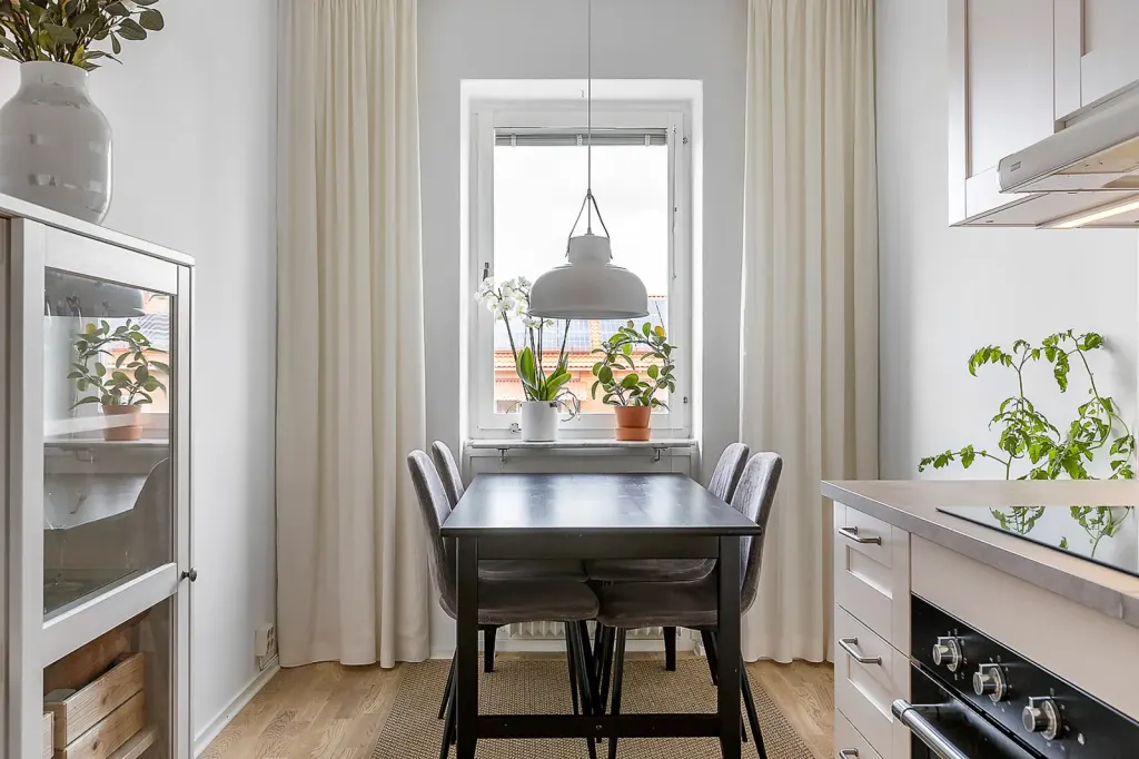 Bostadsrätt med 2 rum på Dan Broströmsgatan 3B i Kristinehamn, bild 3 av 4