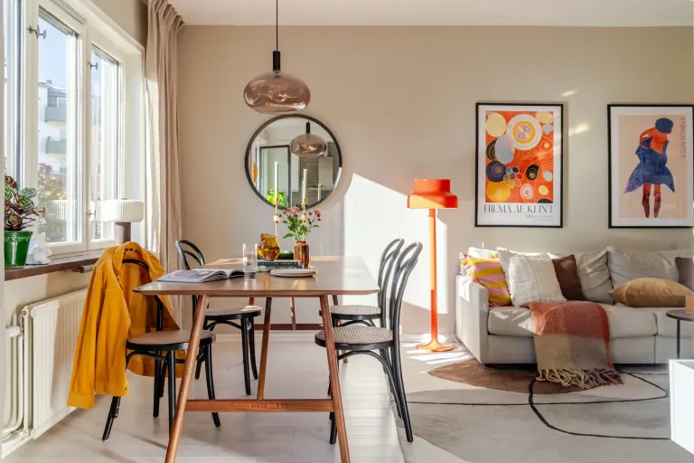 Bostadsrätt med 3 rum på Tegelbruksvägen 8B i Stockholm, bild 2 av 4