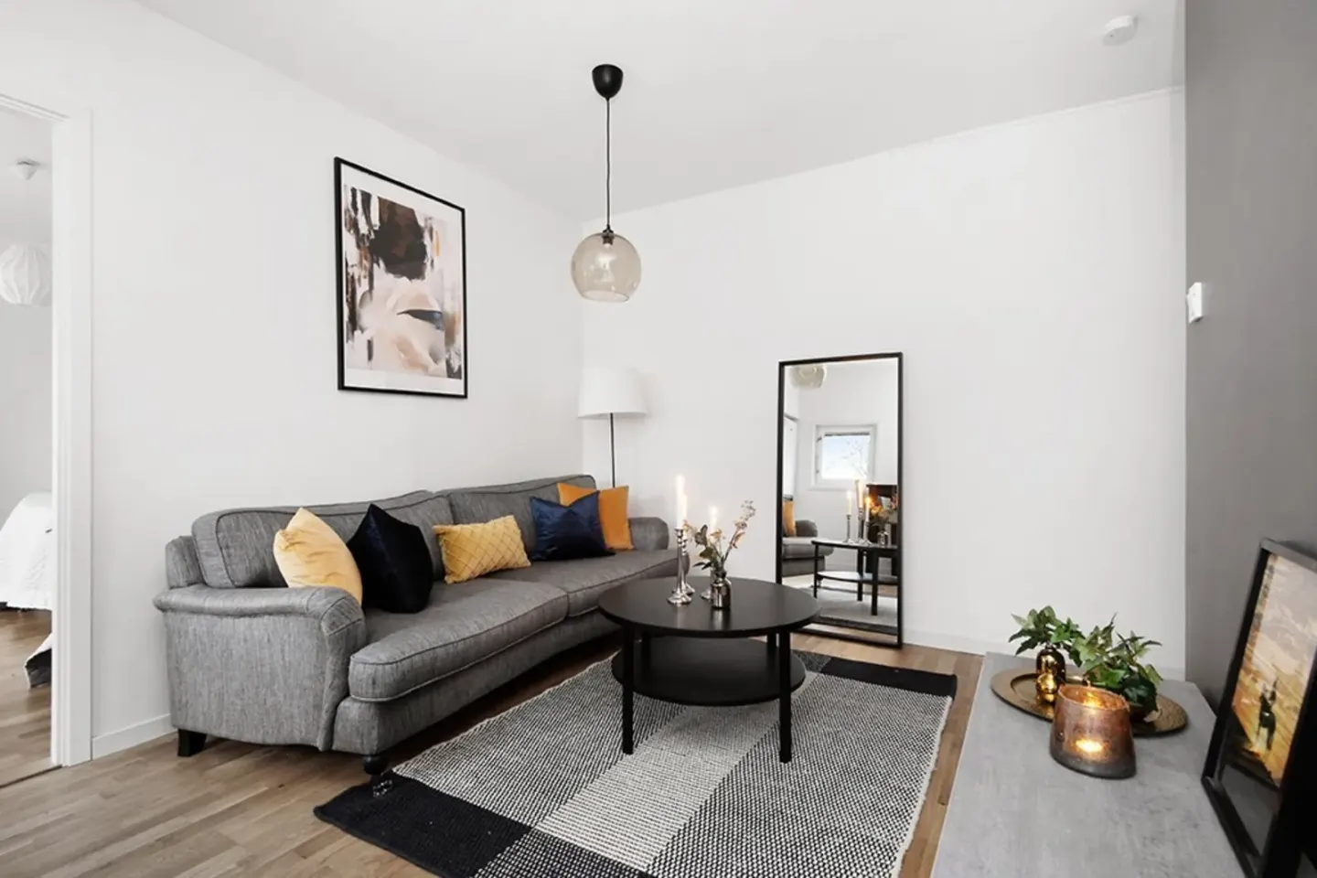 Bostadsrätt med 2 rum på Vittangigatan 9 i Stockholm, bild 3 av 4
