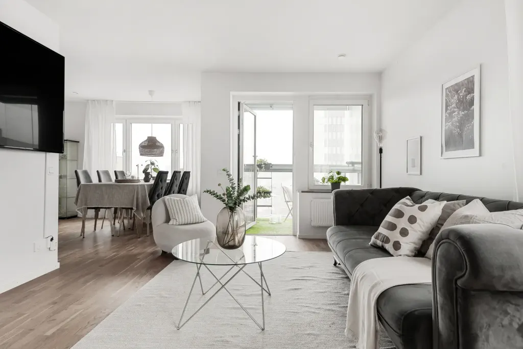 Bostadsrätt med 4 rum på Jämtlandsgatan 99 i Stockholm, bild 3 av 4