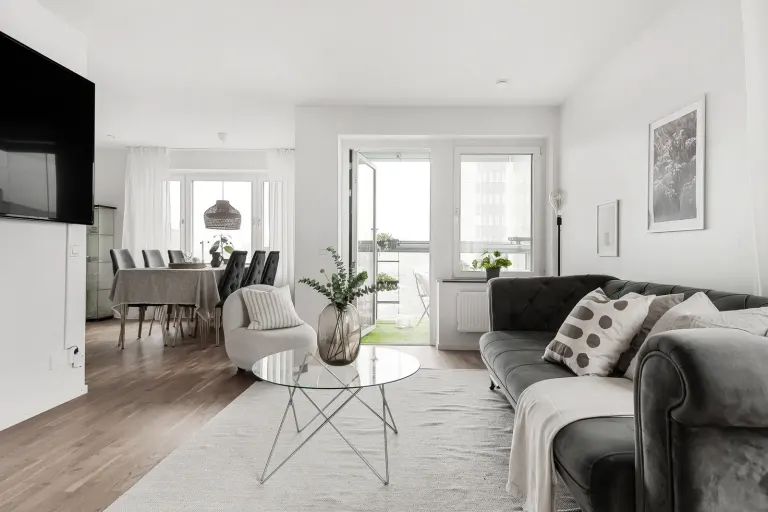 Bostadsrätt med 4 rum på Jämtlandsgatan 99 i Stockholm, bild 3 av 4