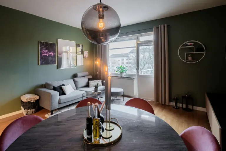 Bostadsrätt med 3 rum på Hjälmarsvägen 33 i Stockholm, bild 4 av 4