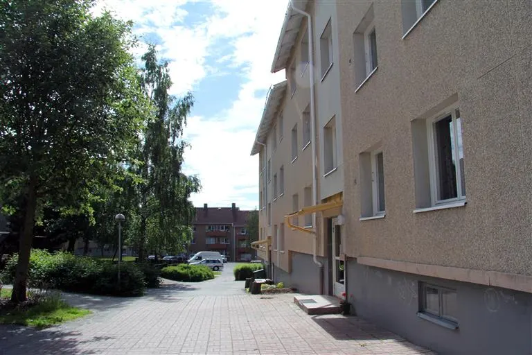Hyresrätt med 3 rum på Hammarvägen 15 B i Örnsköldsvik, bild 2 av 3