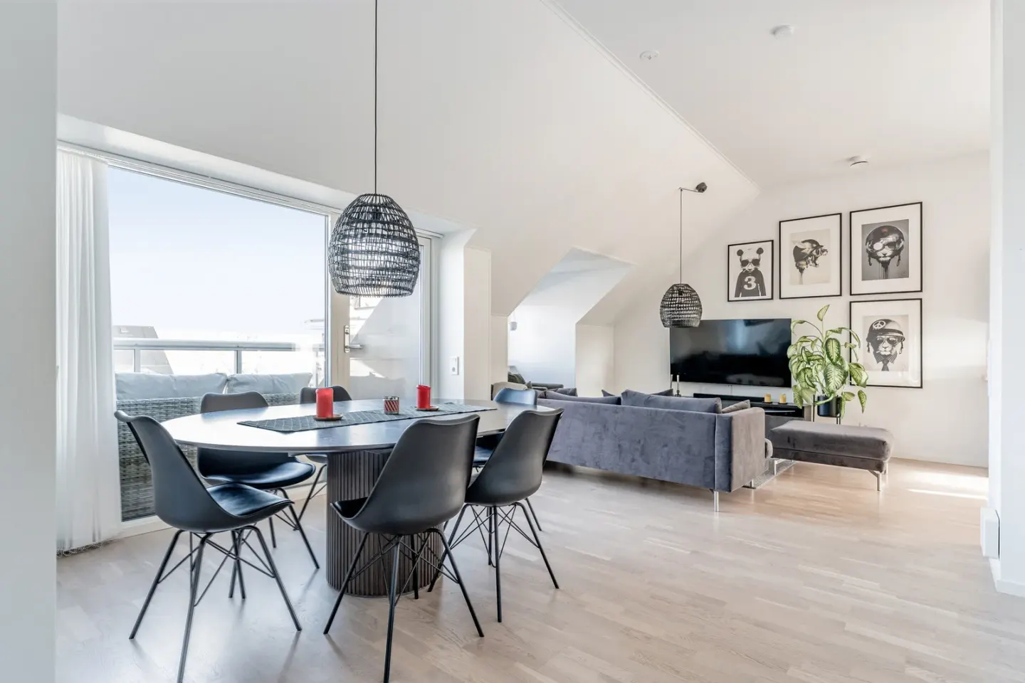 Bostadsrätt med 4 rum på Fotbollsvägen 26B i Nyköping, bild 2 av 4