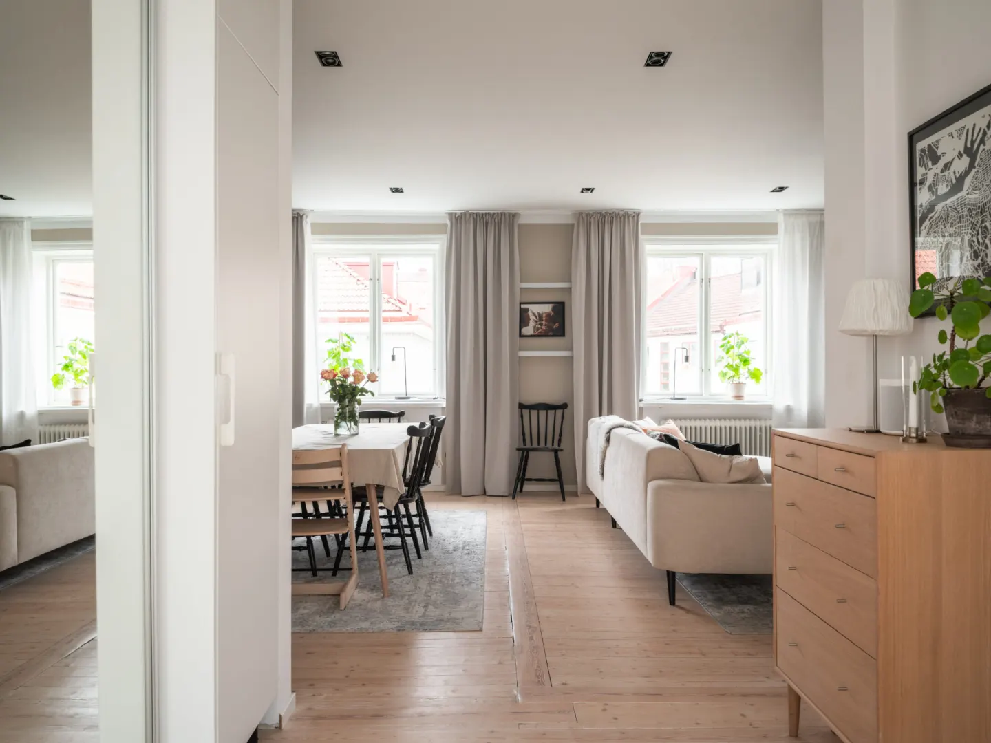 Bostadsrätt med 5 rum på Bockhornsgatan 7B i Göteborg, bild 2 av 5