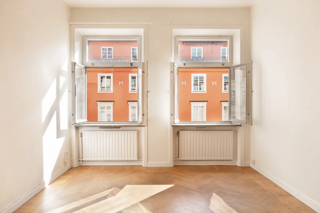 Bostadsrätt med 2 rum på Brahegatan 37 i Stockholm, bild 4 av 5