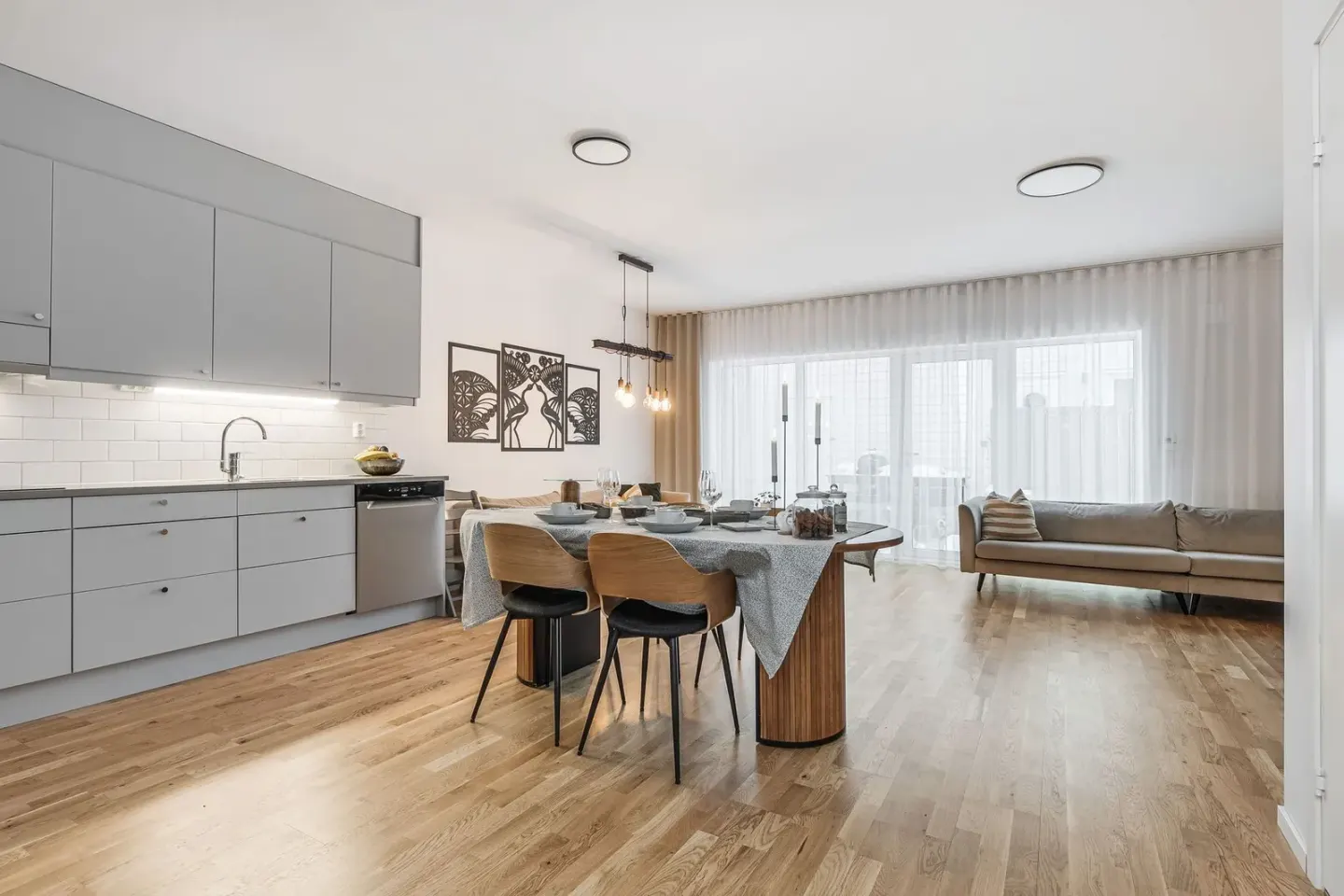 Bostadsrätt med 5 rum på Tågvägen 8C i Strängnäs