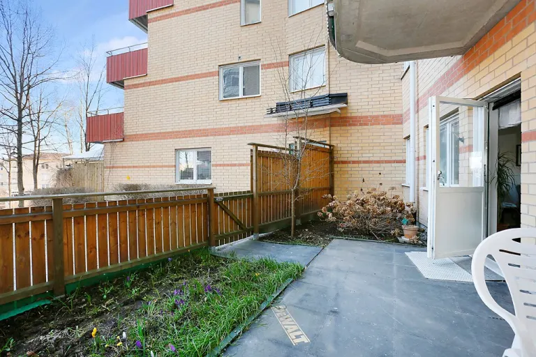 Bostadsrätt med 4 rum på Skarpbrunnavägen 17 i Botkyrka, bild 5 av 5