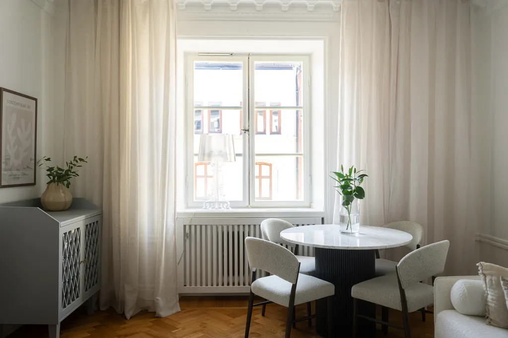 Bostadsrätt med 2 rum på Styrmansgatan 18 i Stockholm, bild 3 av 5