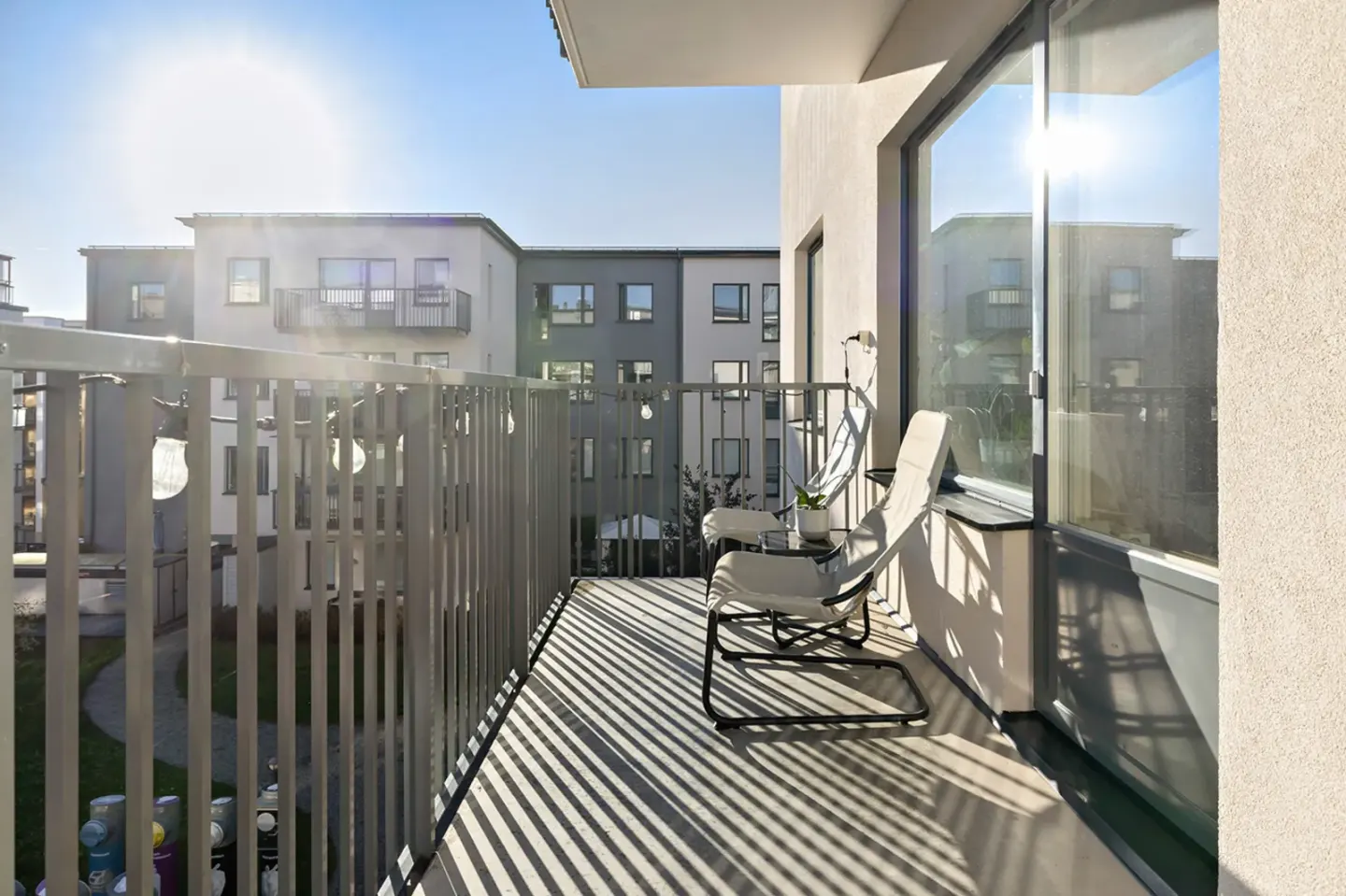 Bostadsrätt med 2 rum på Karlslundsvägen 9 i Järfälla, bild 2 av 4
