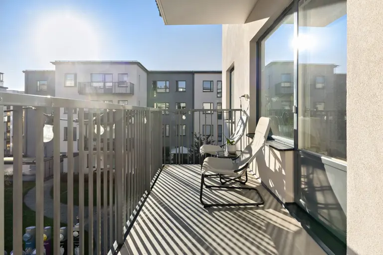Bostadsrätt med 2 rum på Karlslundsvägen 9 i Järfälla, bild 2 av 4