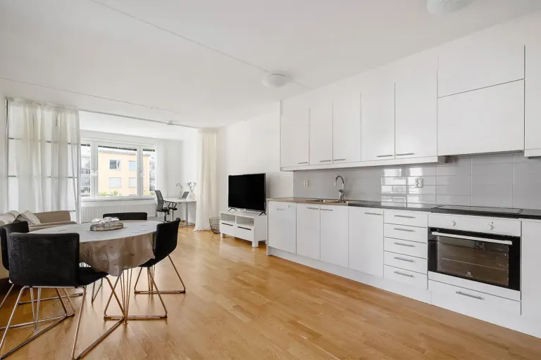 Bostadsrätt med 2 rum på Majorsvägen 18 i Järfälla