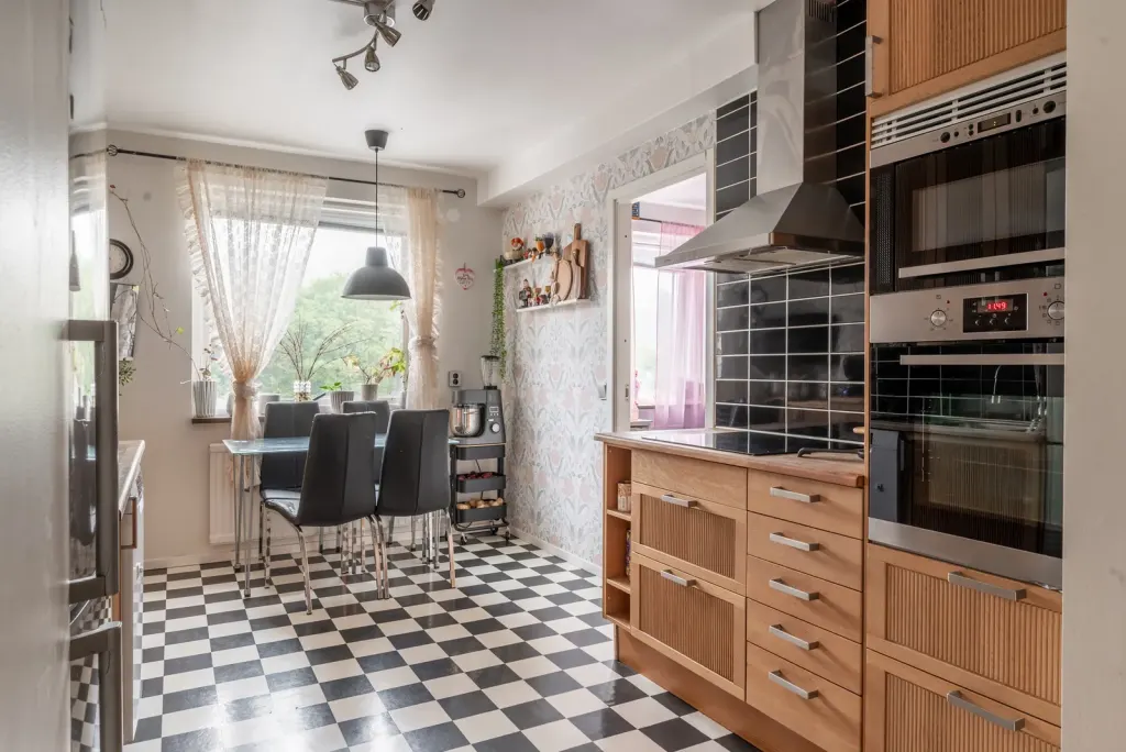 Bostadsrätt med 3 rum på Skogshyddegatan 58 i Borås, bild 2 av 4
