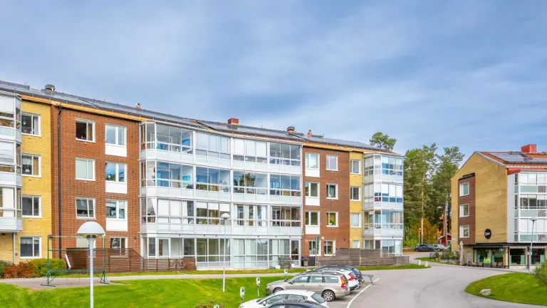 Bostadsrätt med 4 rum på Baldersvägen 58 i Sundsvall, bild 2 av 4